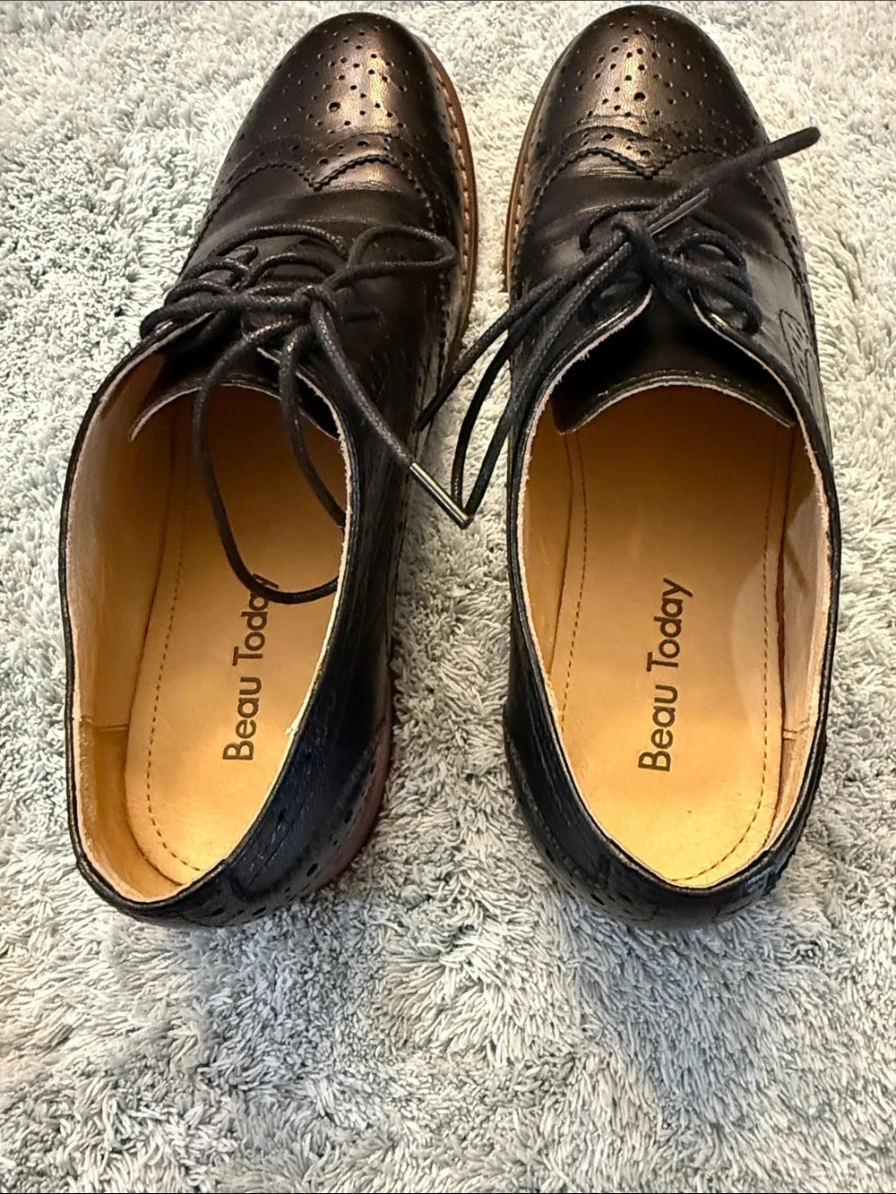 Women’s Classic Oxford Brogue Wingtip Leather Shoes - Picture 6 of 7